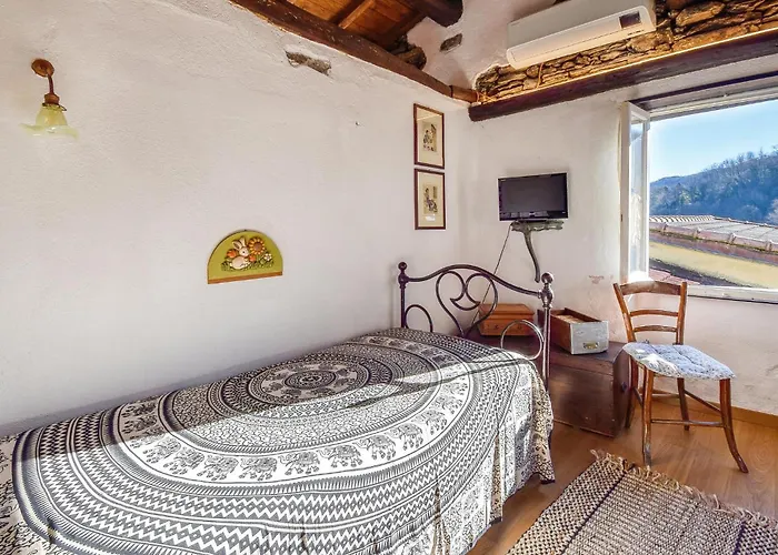 3 Bedroom Cozy In Lumarzo *
