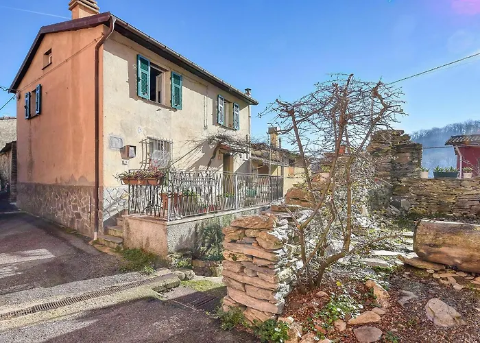 펜션 3 Bedroom Cozy In Lumarzo Pannesi